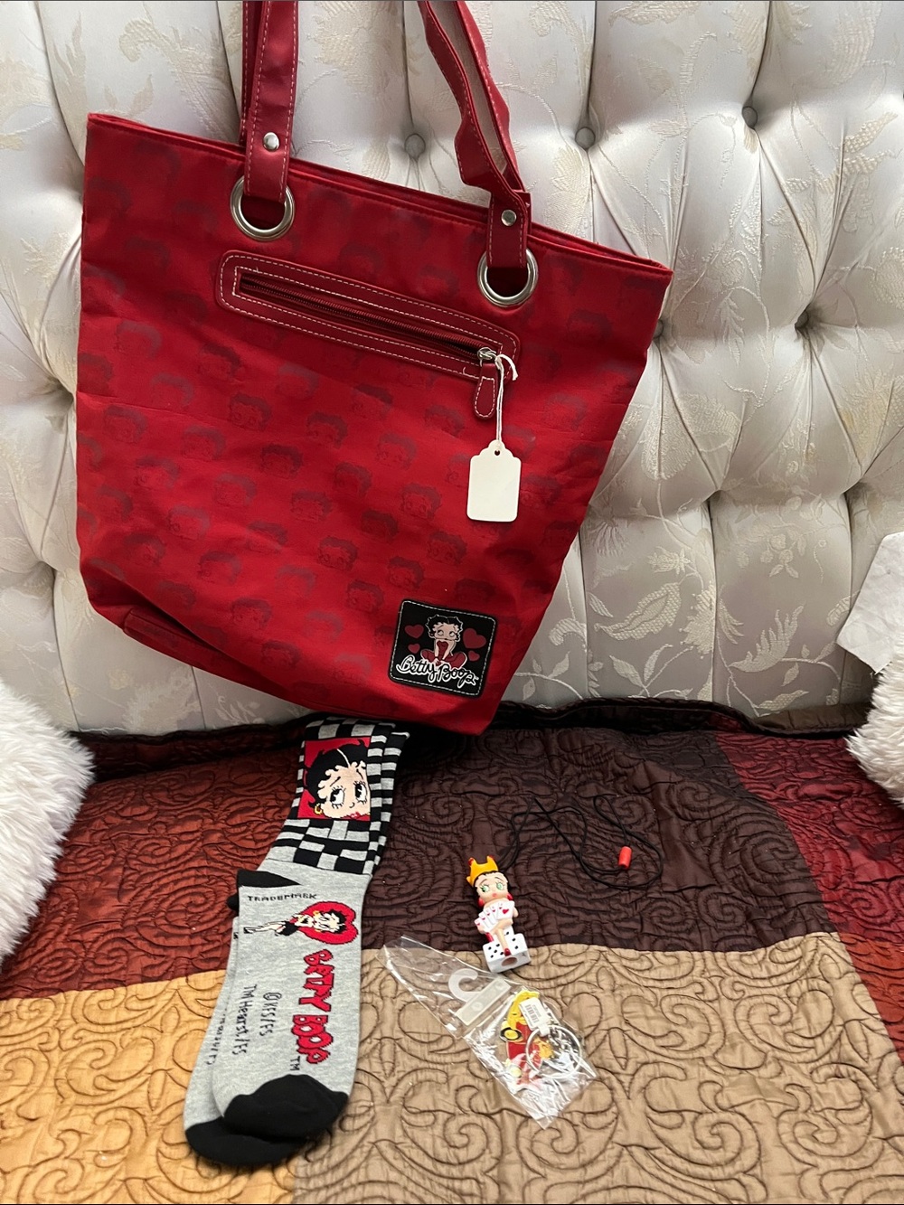 Betty Boop Red Tote with Logo Patch and Zip Pocket/ key chain sock/ pendant NWOT